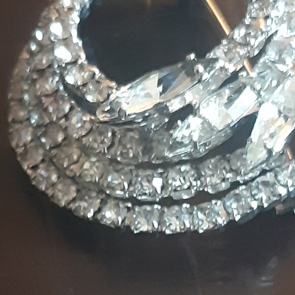 Rhinestone Concentric Circles w/ Marquis Vintage Brooch and Clip On Earring Set - Picture 6 of 15